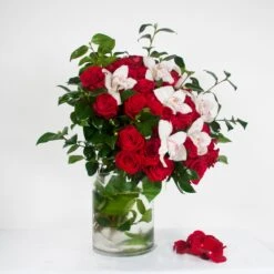 Love Is Red 6 Love Is Red -Flower Gift Shop DSC 8711copy